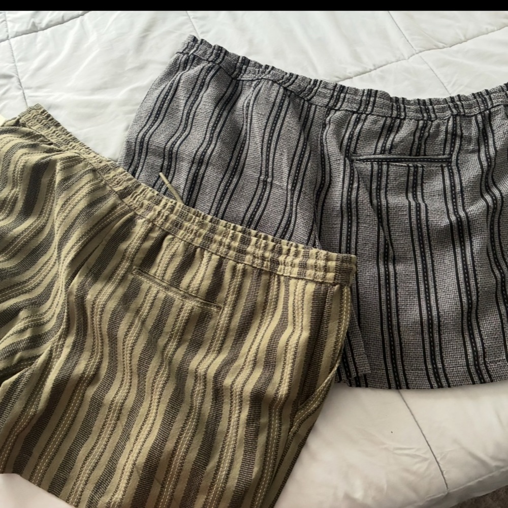 NWT men’s size 3xl No boundaries knit shorts, black, and green pair.